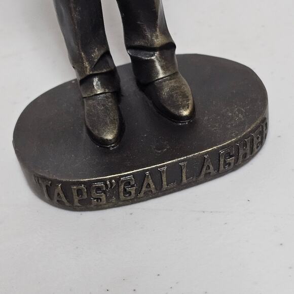 TAPS Gallagher Niagra University 1946-1968 Bobble Dobbies Figurine - Picture 5 of 8